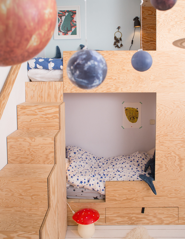 Wohnen mit kindern. kreativschaffende und ihre raumkonzepte für ... Höhle bauen im kinderzimmer